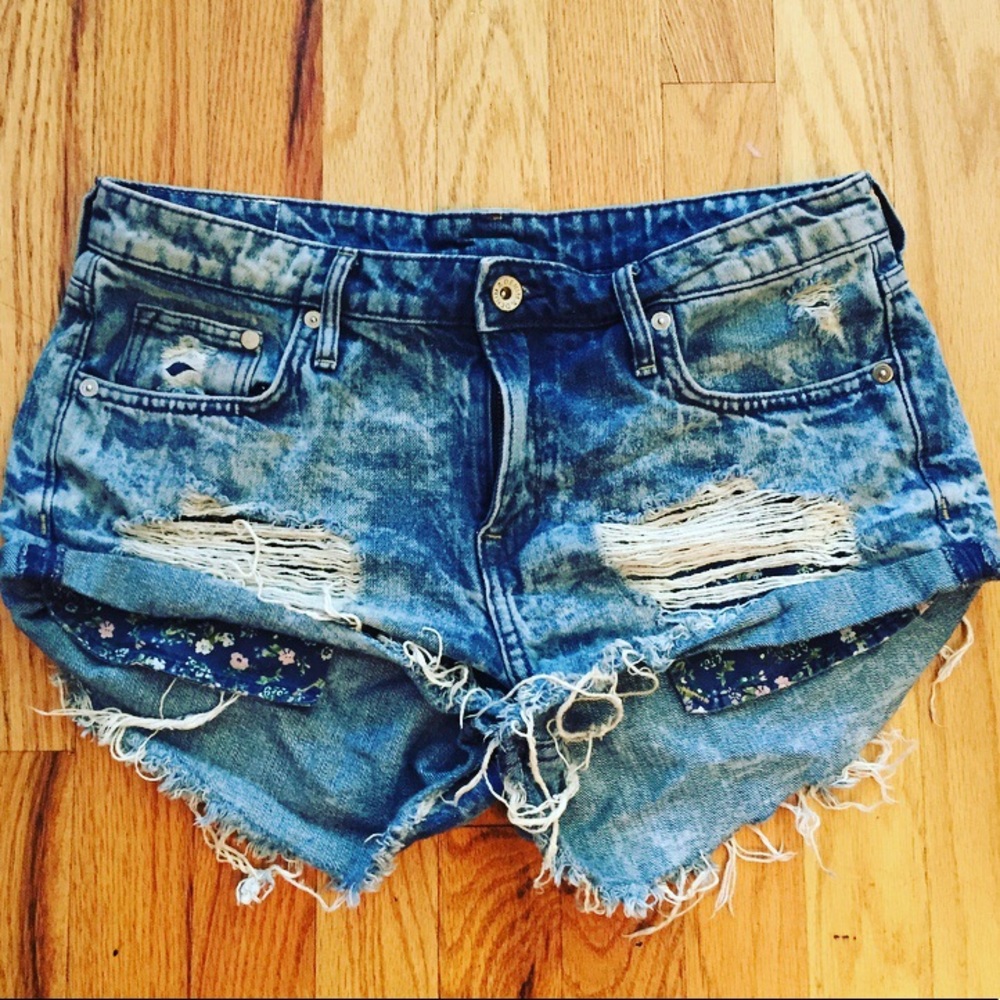 H&M denim shorts